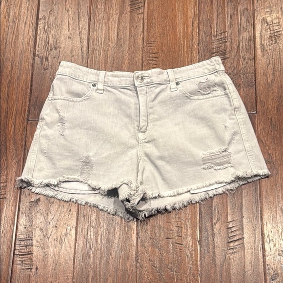 Medium Aerie Light Gray Jean Shorts Distressed High-Waisted - Picture 2 of 8